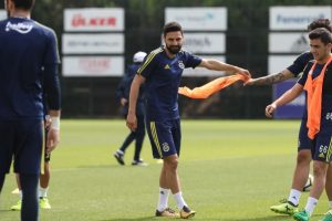 Fenerbah&ccedil;e'ye Ekici'den k&ouml;t&uuml; haber