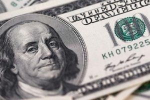 Faiz kararı sonrası dolar 3.82 lirayı aştı