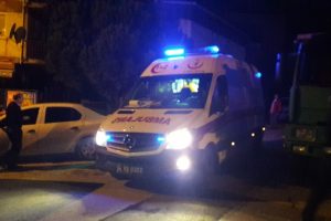 İki grup arasında bı&ccedil;aklı kavga: 3 yaralı