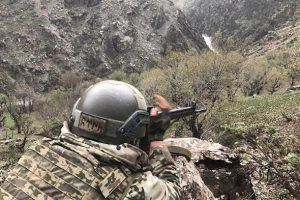 Diyarbakır'da 3 ter&ouml;rist etkisiz hale getirildi