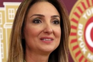 Nazlıaka'dan G&ouml;k&ccedil;ek a&ccedil;ıklaması: İstifa ile su&ccedil;larından arınmayacak