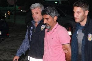 Telefon dolandırıcısını ş&uuml;pheli hareketleri ele verdi