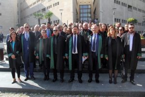 Bursa Barosu'ndan avukata yapılan bı&ccedil;aklı saldırıya tepki!