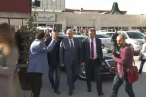 CHP Grup Başkan Vekilleri Deniz Baykal'ı ziyaret etti