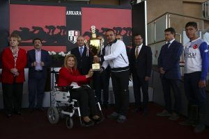 Atlı Cirit T&uuml;rkiye Şampiyonası'nda kupalar sahiplerini buldu