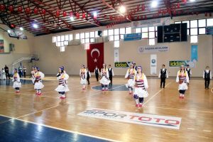 Cumhuriyetin 94'&uuml;nc&uuml; yılı Bursa Mudanya'da coşkuyla kutlandı