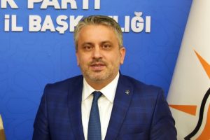 AK Parti Bursa teşkilatları b&uuml;y&uuml;kşehir başkanlığı i&ccedil;in temay&uuml;le gidiyor