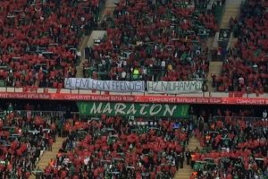 Bursaspor'dan Beşiktaş'a pankartlı yanıt!