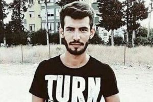 20 yaşında kalp krizinden &ouml;ld&uuml;!