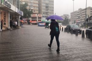 Bursa'da bug&uuml;n ve yarın hava durumu nasıl olacak? (30 Ekim 2017 Pazartesi)