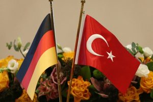 Alman Rheinmetall: T&uuml;rkiye'ye silah ihracatları i&ccedil;in h&uuml;k&uuml;metten izin alınması zor