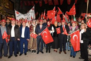 Cumhuriyet coşkusu Bursa Yıldırım'da yaşandı
