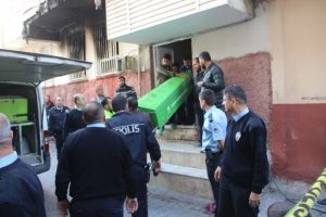Prizde unutulan &uuml;t&uuml; gen&ccedil; kızı hayatından etti
