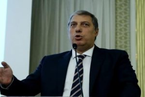 Nazifoğlu: ''Birisi Aykut Kocaman'a karşılık vermeli!''