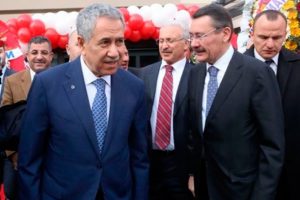 B&uuml;lent Arın&ccedil;'tan Melih G&ouml;k&ccedil;ek yorumu: Sabrettim ve kazandım