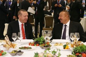 Cumhurbaşkanı Erdoğan onuruna yemek