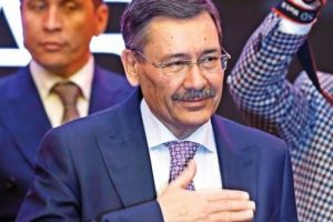 G&ouml;k&ccedil;ek'in koltuğu i&ccedil;in istişare
