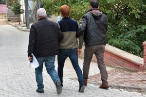 Elazığ'da PKK ve FET&Ouml; operasyonu: 15 g&ouml;zaltı