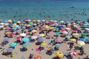 T&uuml;rkiye'nin turizm geliri &uuml;&ccedil;&uuml;nc&uuml; &ccedil;eyrekte y&uuml;zde 37,6 arttı