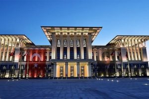 Genel sekreter Kasırga, Yazlık Saray ve K&uuml;lliye'nin maliyetini a&ccedil;ıkladı!