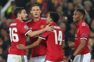 Manchester United kapıyı araladı!