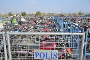 Adana'da 500 &ccedil;alıntı ve trafikten men edilen motosiklet ele ge&ccedil;irildi