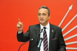 CHP'li Tezcan: "Ahlaki bir terim var mı, yok. Siyasi bir kavram"
