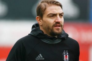 Caner Erkin trib&uuml;nde