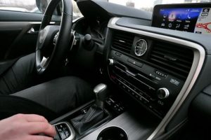 Otomotiv pazarı ekimde b&uuml;y&uuml;d&uuml;