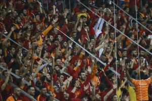 Galatasaray'dan taraftarına &ccedil;ağrı
