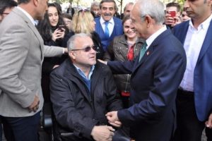 Kılı&ccedil;daroğlu Bursa'da a&ccedil;ıkladı: "7 milyon işsiz var"