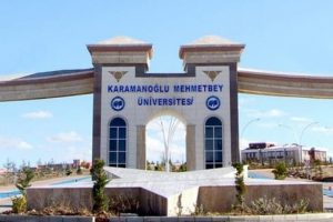 &Uuml;niversite 'şeytanla m&uuml;cadele edecek yardımcı do&ccedil;ent' arıyor