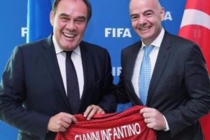 Demir&ouml;ren'den Infantino'ya ziyaret