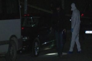 Boğazı kesilmiş halde erkek cesedi bulundu
