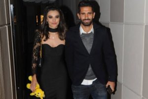 Tuvana T&uuml;rkay-Alper Potuk &ccedil;iftinden ilk ciddi adım!