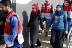 Yasak aşk vahşeti! "Kocamı ben &ouml;ld&uuml;rmedim" diyerek...