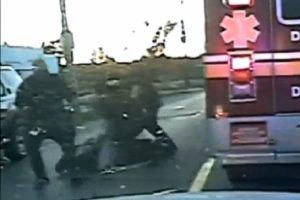 İ&ccedil;inde hasta olan ambulansı &ccedil;aldı