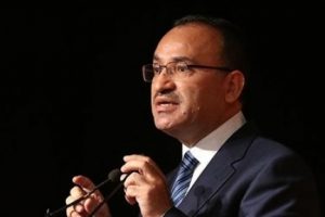 Bozdağ: Diyanet'e iftira atılıyor