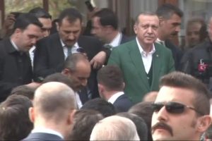 Cumhurbaşkanı Erdoğan cuma namazını Manisa'da kıldı