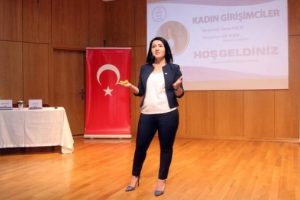 İnternetten satarak başladı! Dev şirketin T&uuml;rkiye y&ouml;neticisi oldu