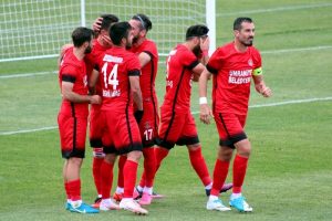 &Uuml;mraniye evinde tek golle kazandı