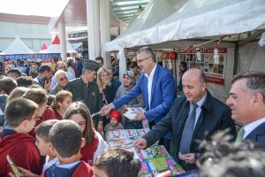 Bursa Karacabey'de Kitap, K&uuml;lt&uuml;r ve Y&ouml;resel &Uuml;r&uuml;n G&uuml;nleri başladı