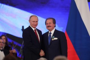 Putin'den Eski Bakan &Ccedil;ağlar'a anlamlı &ouml;d&uuml;l