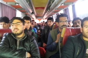 45 kişilik otob&uuml;sten 78 m&uuml;lteci &ccedil;ıktı