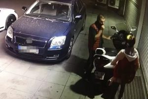 Hırsız sevgililer kamerada