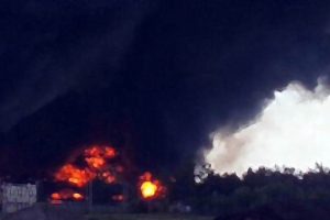 Yemen'de bombalı saldırı: 15 &ouml;l&uuml;