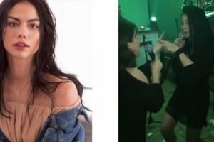 Demet &Ouml;zdemir, mikrofon elindeyken 'işedim" diyerek bağırdı