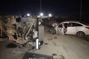 Askeri ara&ccedil; kaza yaptı: 3'&uuml; asker, 5 yaralı