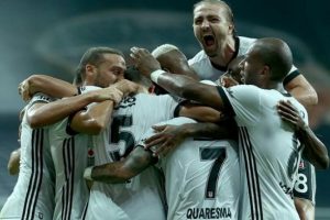 D&uuml;nya Beşiktaş'ı konuşuyor!