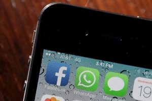 Android kullanıcılarına WhatsApp uyarısı: Sakın indirmeyin